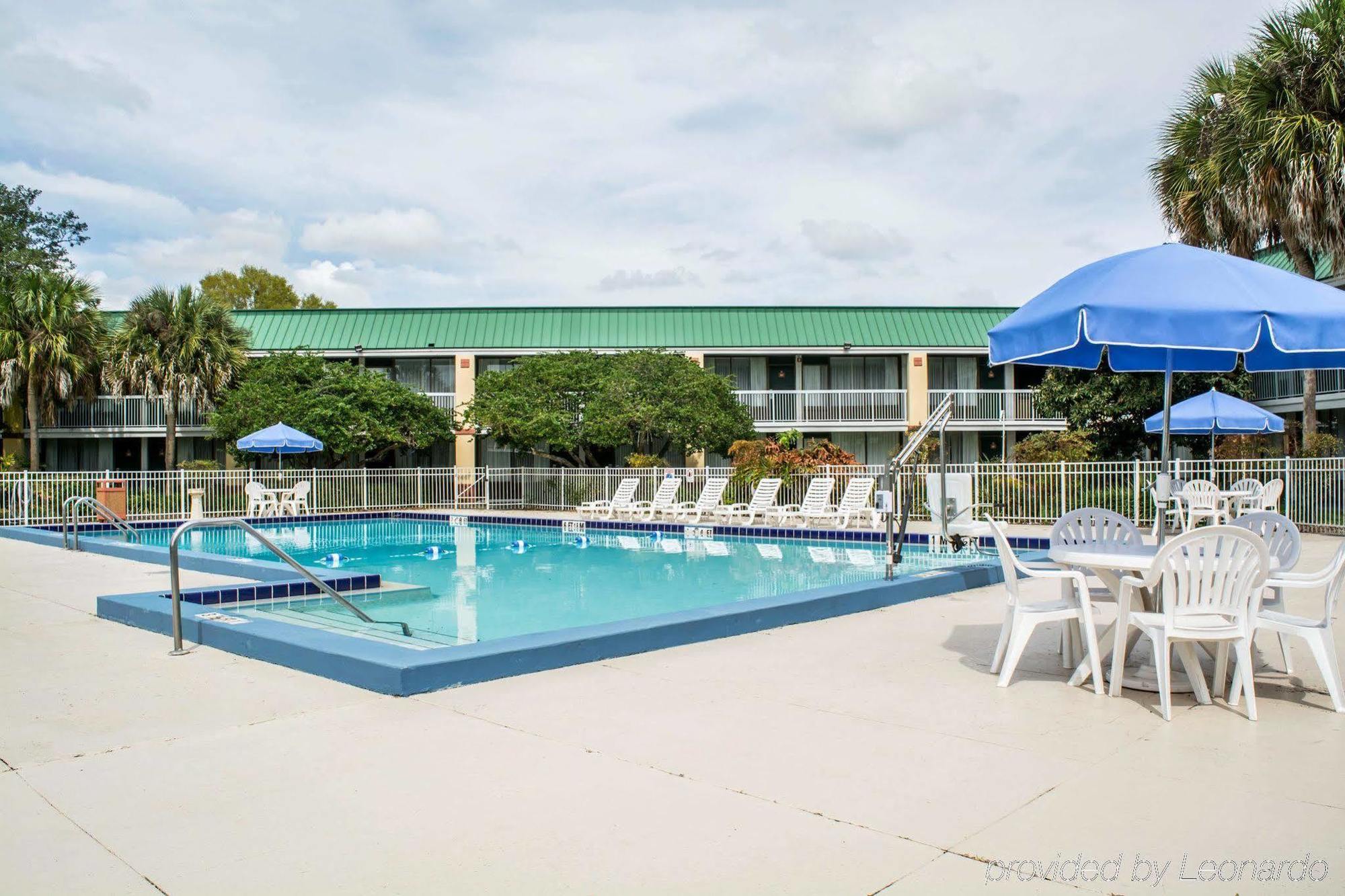 Quality Inn & Suites Brooksville I-75-Dade City Ridge Manor Exterior foto